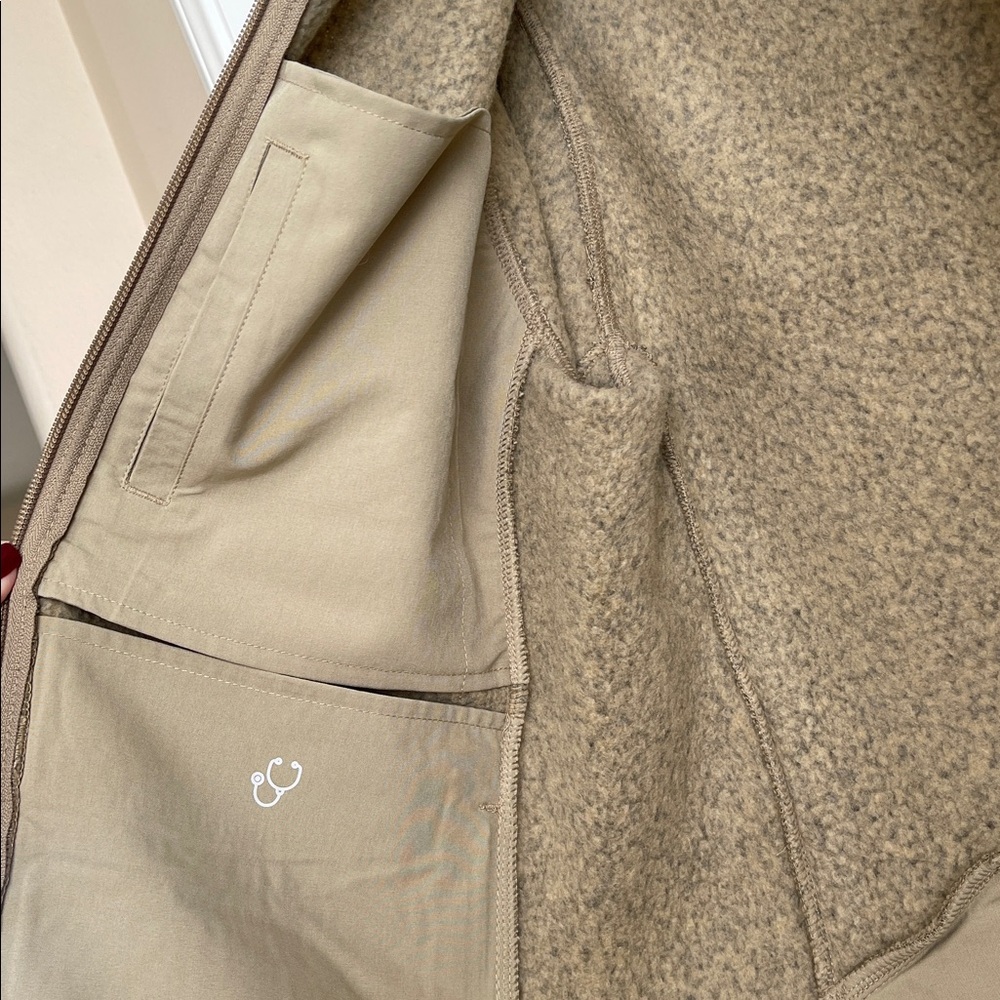 Figs Utility Jacket in Heathered Tan - Picture 6 of 7